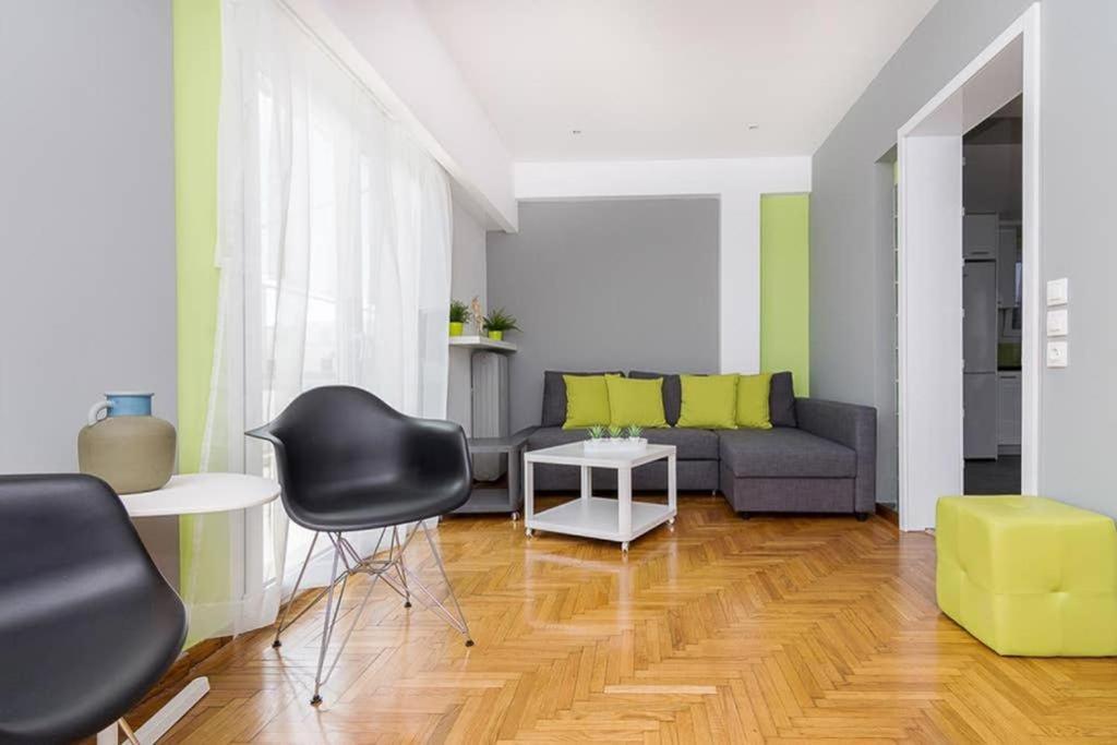 Sunlit 2Br Oasis In Metaxourghio 3Min From Metro Lejlighed Athen Eksteriør billede